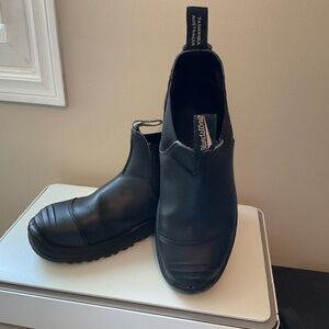 Blundstone leather safety boots with steel toe mens size 10.5.